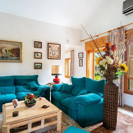 Swanky In Orihuela With Garden Torrevieja