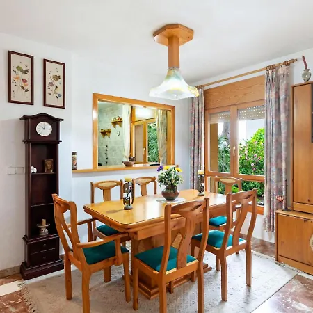 Holiday home Swanky In Orihuela With Garden *