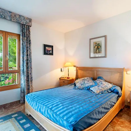 Holiday home Swanky In Orihuela With Garden