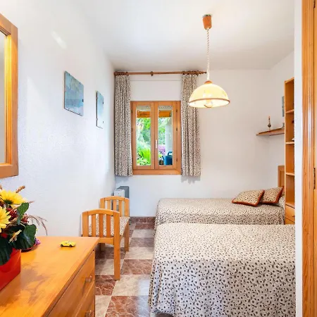 Holiday home Swanky In Orihuela With Garden